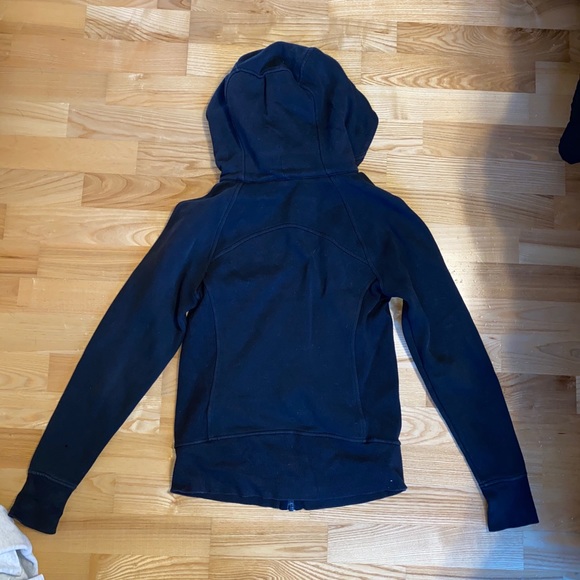 Lululemon Scuba Hoodie - Picture 2 of 3